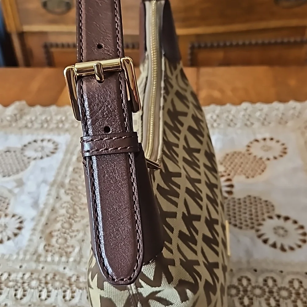 Michael Kors Millbrook Signature MK Brown Tan Jacquard Leather Shoulder Hobo Bag - Picture 5 of 12